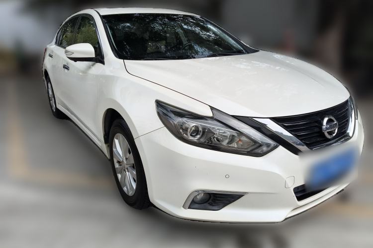 Used Nissan Teana 2018 2.0L XL Smart Upgrade Edition Front Right 45 Deg