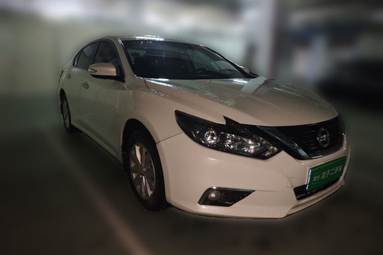 Used Nissan Teana 2018 2.0L XL Smart Upgrade Edition Front Right 45 Deg