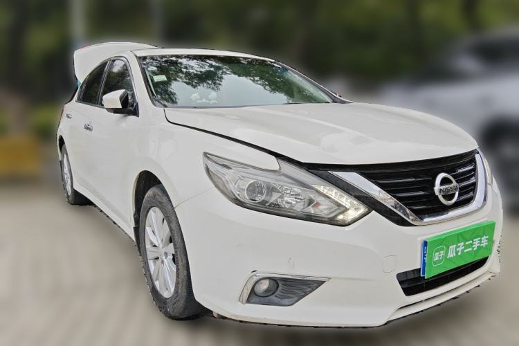 Used Nissan Teana 2018 2.0L XL Smart Upgrade Edition Front Right 45 Deg