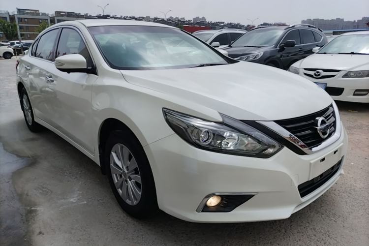Used Nissan Teana 2018 2.0L XL Smart Upgrade Edition Front Right 45 Deg