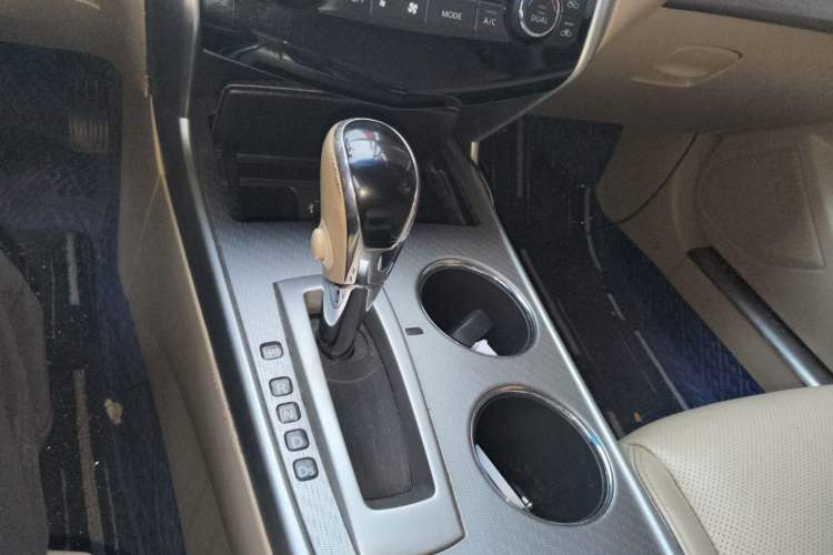 Used Nissan Teana 2018 2.0L XL Smart Upgrade Edition Gear Lever