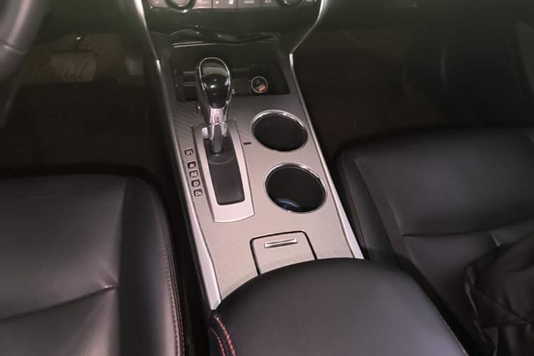 Used Nissan Teana 2018 2.0L XL Smart Upgrade Edition Gear Lever