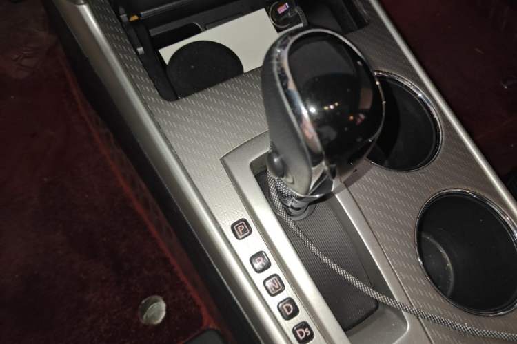 Used Nissan Teana 2018 2.0L XL Smart Upgrade Edition Gear Lever