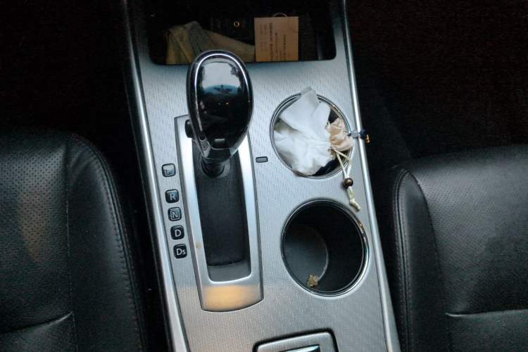 Used Nissan Teana 2018 2.0L XL Smart Upgrade Edition Gear Lever