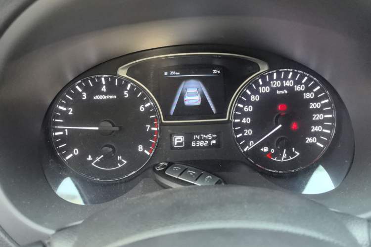 Used Nissan Teana 2018 2.0L XL Smart Upgrade Edition Instrument Cluster