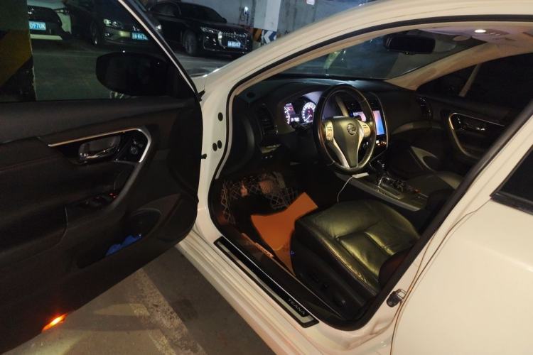Used Nissan Teana 2018 2.0L XL Smart Upgrade Edition Interior 3