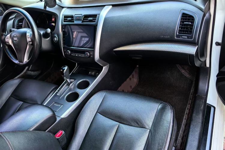 Used Nissan Teana 2018 2.0L XL Smart Upgrade Edition Interior 4