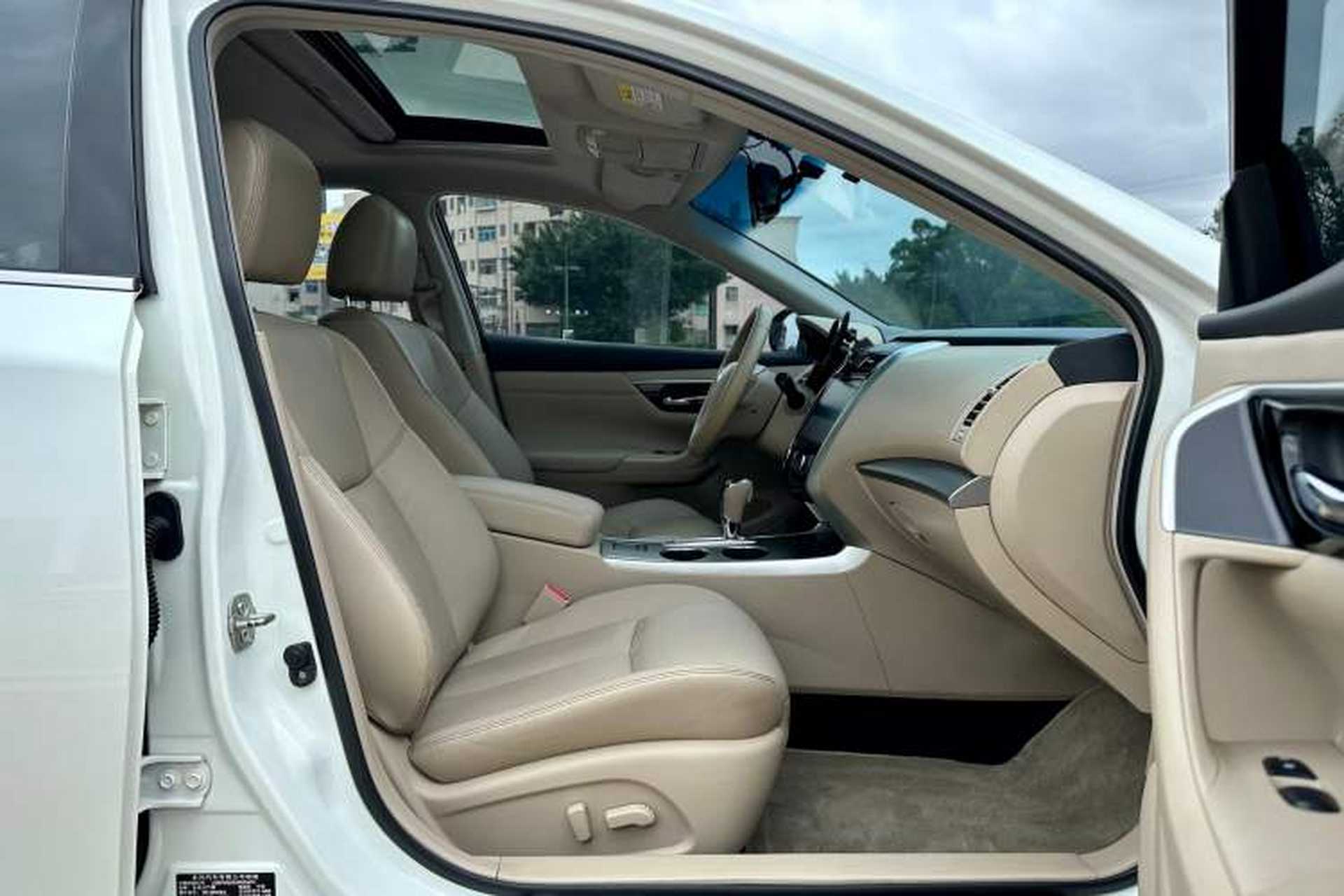 Used Nissan Teana 2018 2.0L XL Smart Upgrade Edition Interior 8