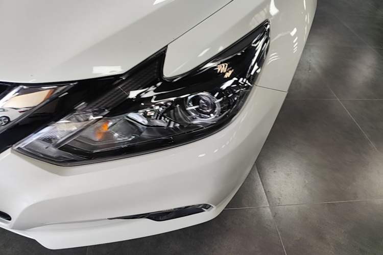 Used Nissan Teana 2018 2.0L XL Smart Upgrade Edition Left Front Headlight