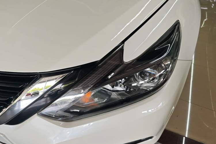 Used Nissan Teana 2018 2.0L XL Smart Upgrade Edition Left Front Headlight