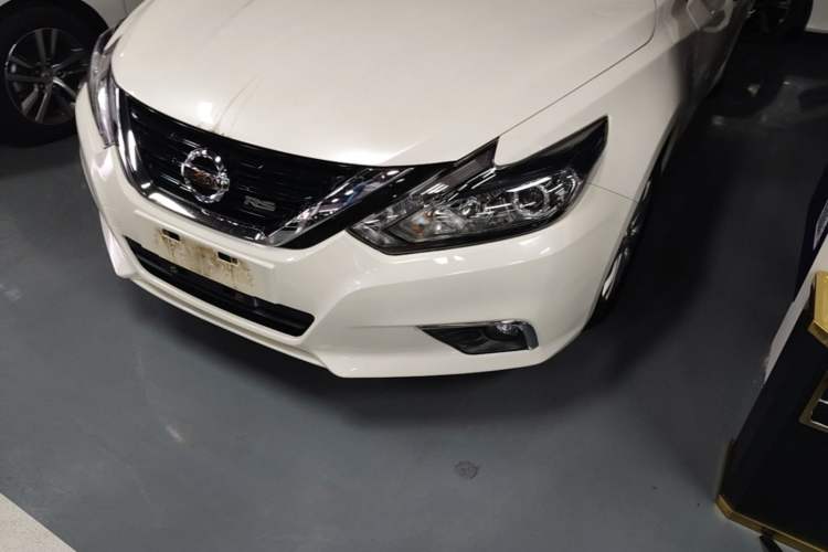Used Nissan Teana 2018 2.0L XL Smart Upgrade Edition Left Front Headlight