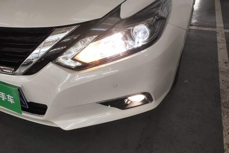 Used Nissan Teana 2018 2.0L XL Smart Upgrade Edition Left Front Headlight