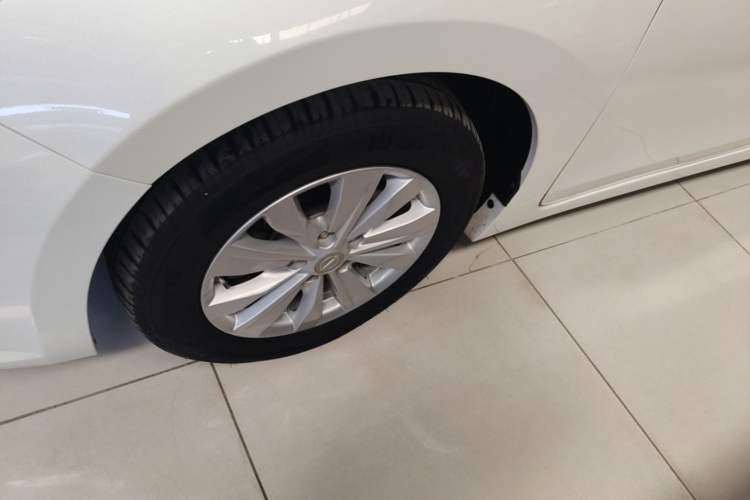 Used Nissan Teana 2018 2.0L XL Smart Upgrade Edition Left Front Wheel Hub