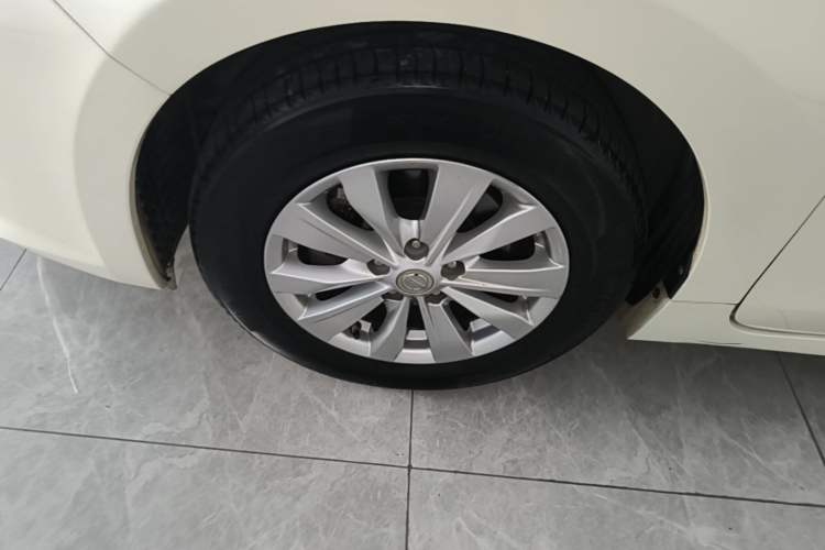 Used Nissan Teana 2018 2.0L XL Smart Upgrade Edition Left Front Wheel Hub