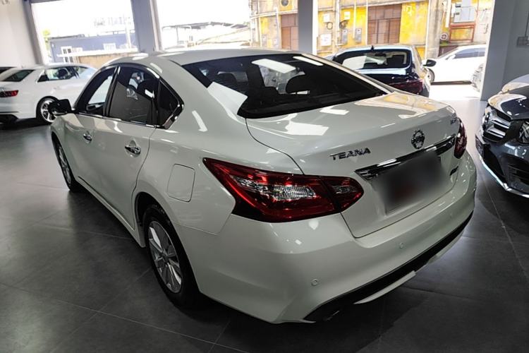 Used Nissan Teana 2018 2.0L XL Smart Upgrade Edition Rear Left 45 Deg