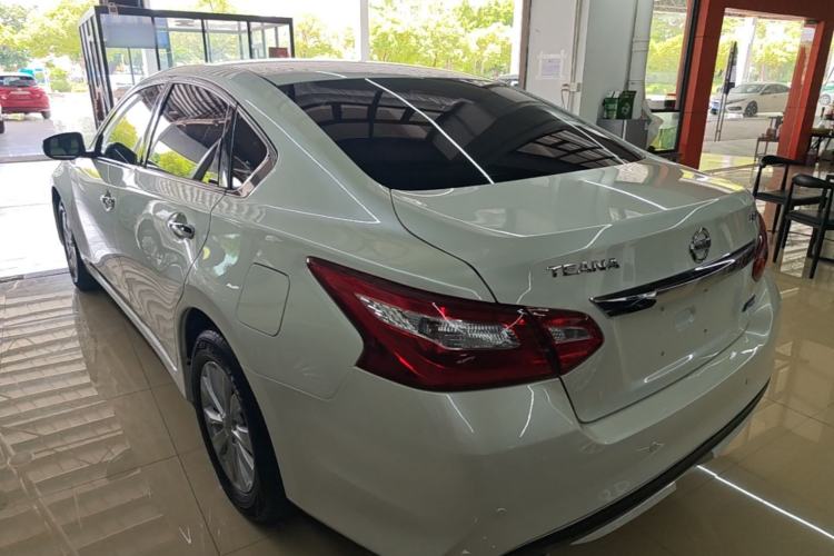 Used Nissan Teana 2018 2.0L XL Smart Upgrade Edition Rear Left 45 Deg