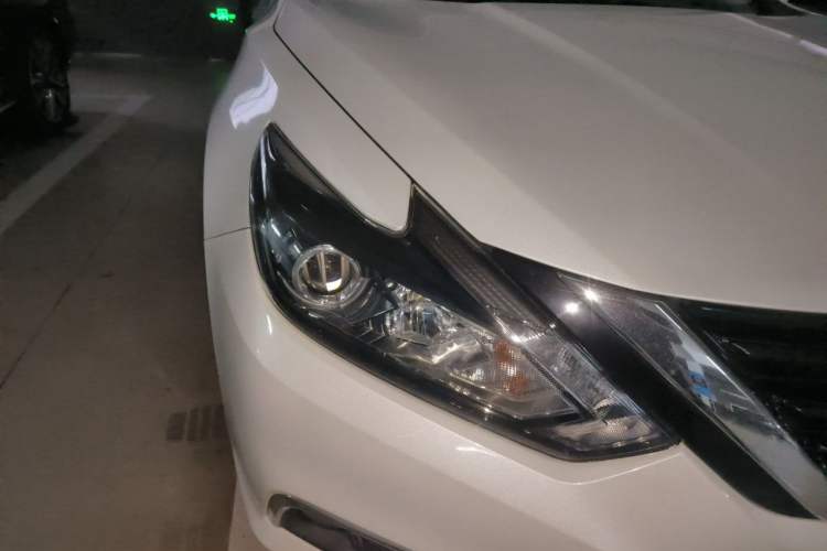 Used Nissan Teana 2018 2.0L XL Smart Upgrade Edition Right Front Headlight