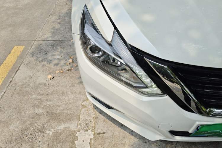 Used Nissan Teana 2018 2.0L XL Smart Upgrade Edition Right Front Headlight