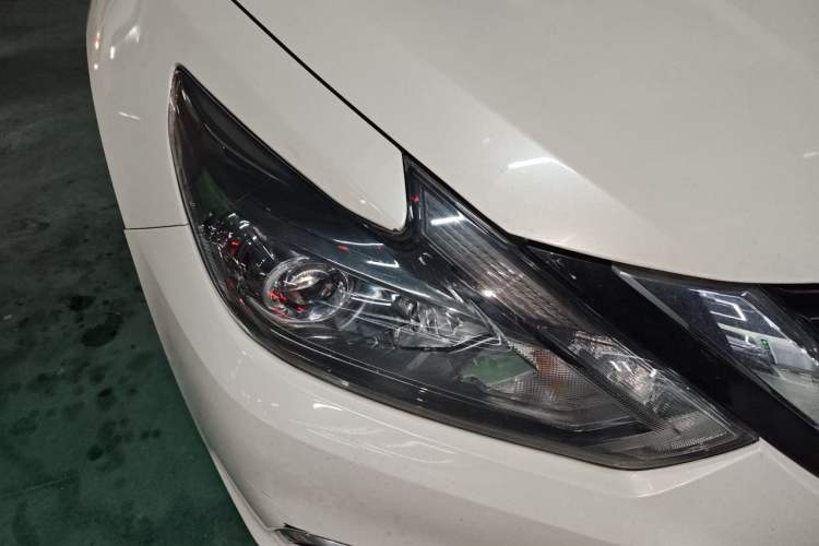 Used Nissan Teana 2018 2.0L XL Smart Upgrade Edition Right Front Headlight
