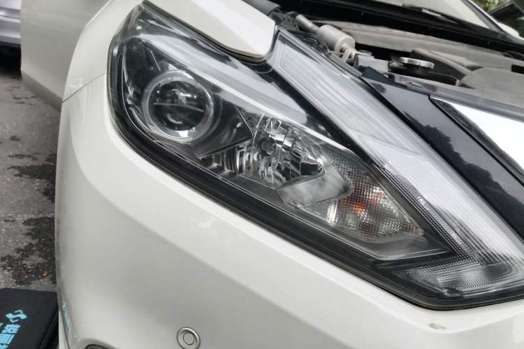 Used Nissan Teana 2018 2.0L XL Smart Upgrade Edition Right Front Headlight