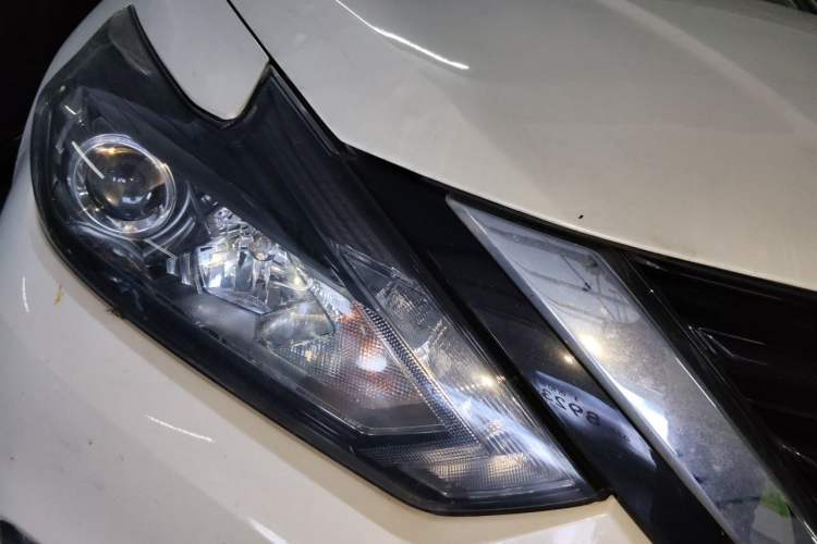 Used Nissan Teana 2018 2.0L XL Smart Upgrade Edition Right Front Headlight