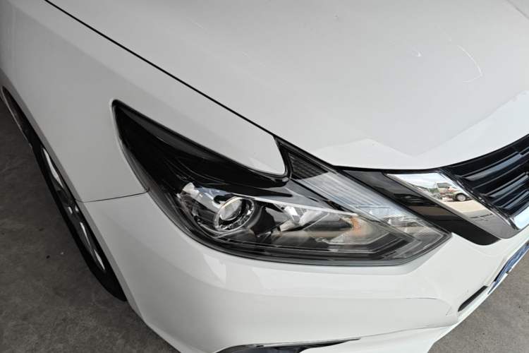 Used Nissan Teana 2018 2.0L XL Smart Upgrade Edition Right Front Headlight