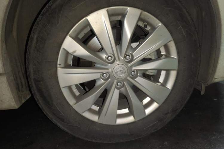 Used Nissan Teana 2018 2.0L XL Smart Upgrade Edition Right Front Wheel Hub