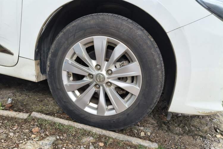 Used Nissan Teana 2018 2.0L XL Smart Upgrade Edition Right Front Wheel Hub