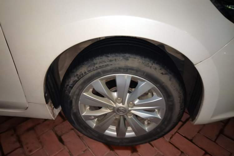 Used Nissan Teana 2018 2.0L XL Smart Upgrade Edition Right Front Wheel Hub