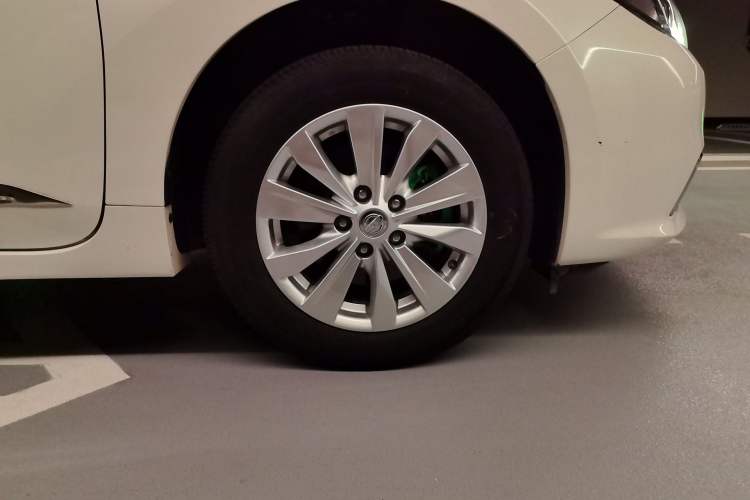 Used Nissan Teana 2018 2.0L XL Smart Upgrade Edition Right Front Wheel Hub