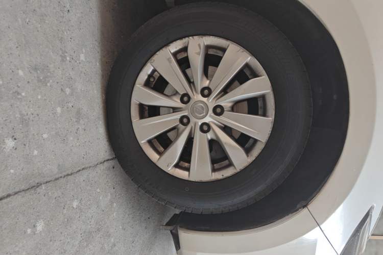 Used Nissan Teana 2018 2.0L XL Smart Upgrade Edition Right Front Wheel Hub