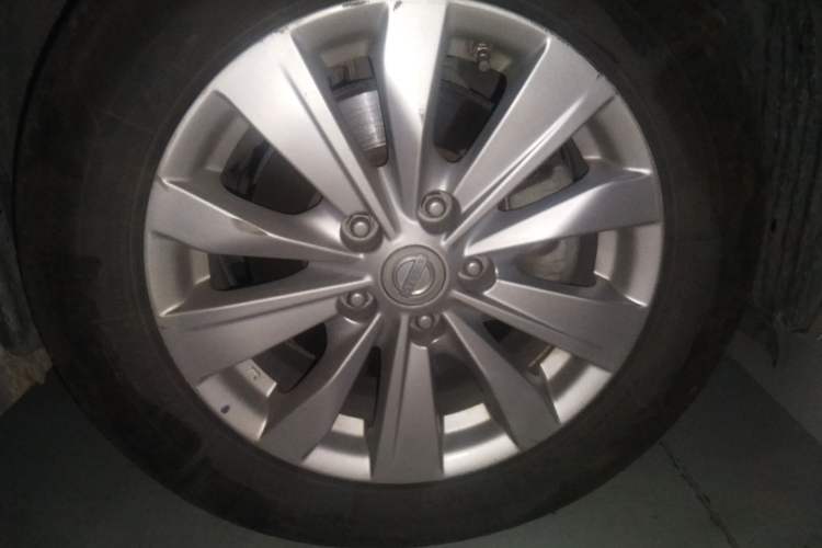 Used Nissan Teana 2018 2.0L XL Smart Upgrade Edition Right Front Wheel Hub