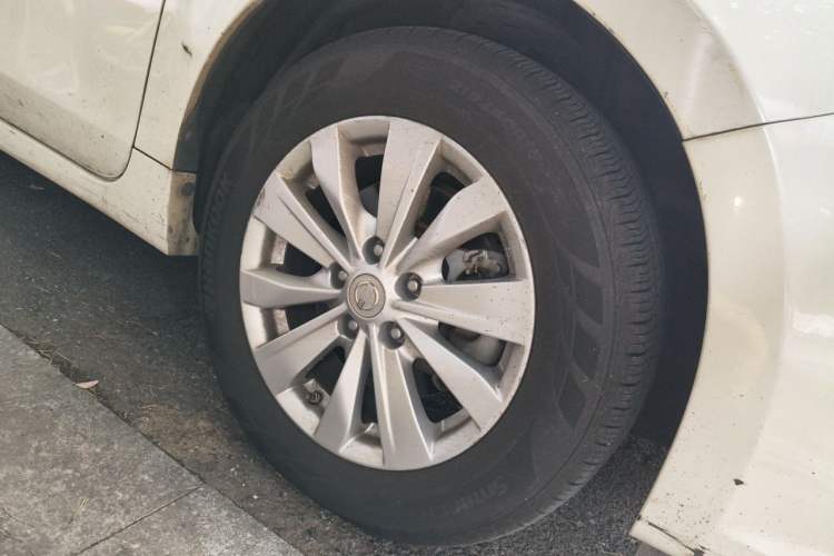 Used Nissan Teana 2018 2.0L XL Smart Upgrade Edition Right Front Wheel Hub