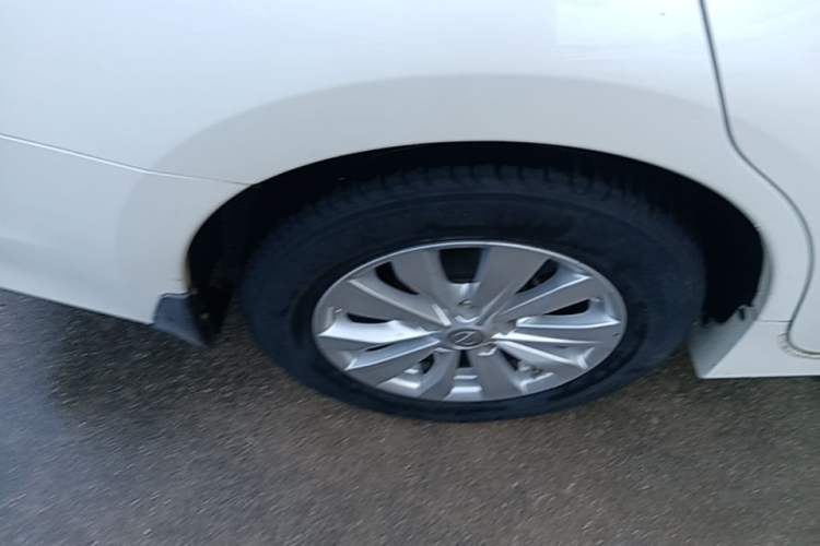 Used Nissan Teana 2018 2.0L XL Smart Upgrade Edition Right Rear Wheel Hub
