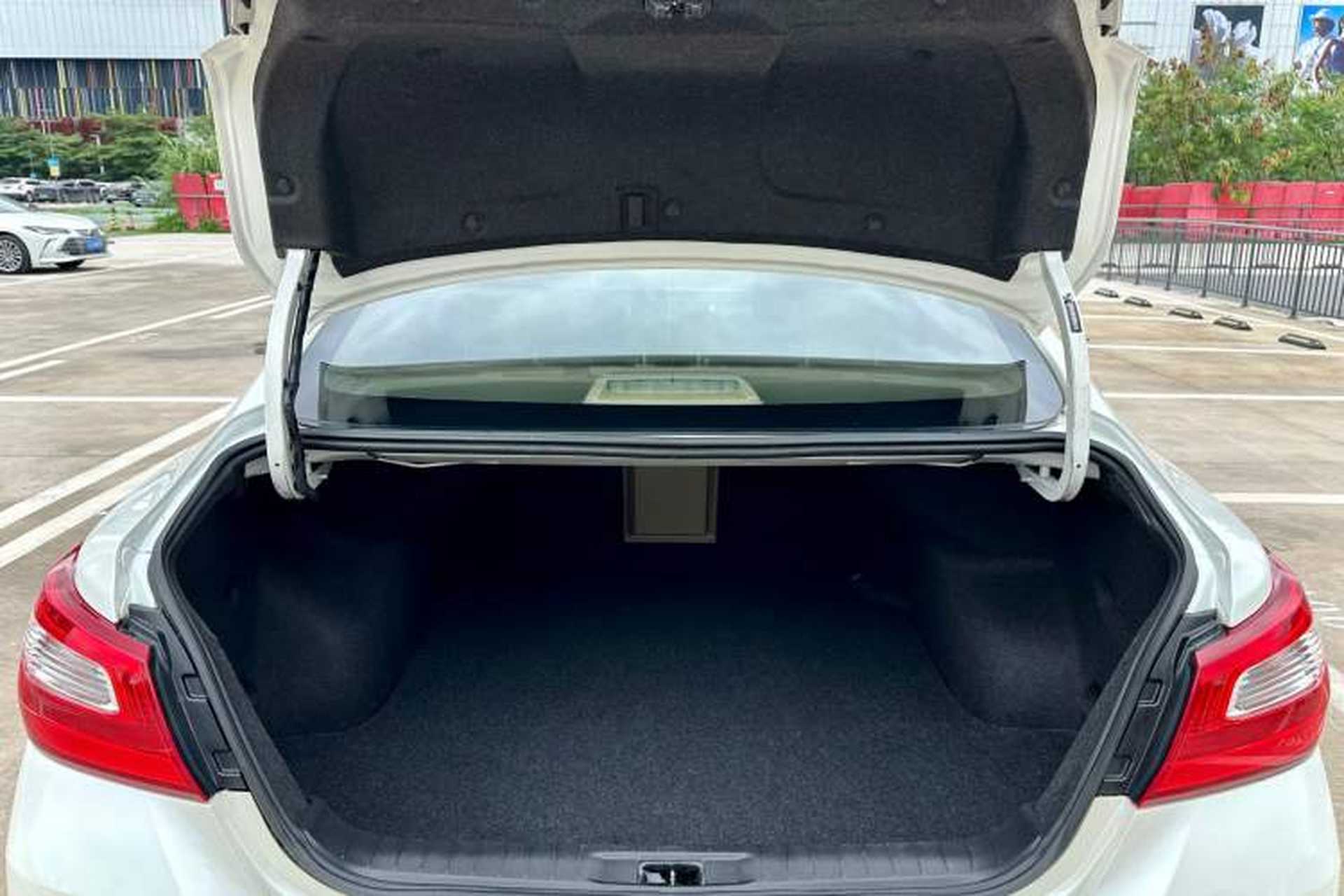 Used Nissan Teana 2018 2.0L XL Smart Upgrade Edition Trunk