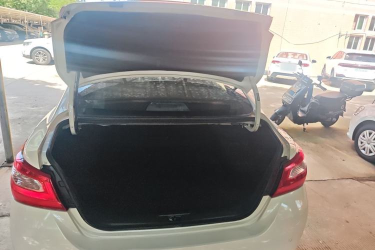 Used Nissan Teana 2018 2.0L XL Smart Upgrade Edition Trunk