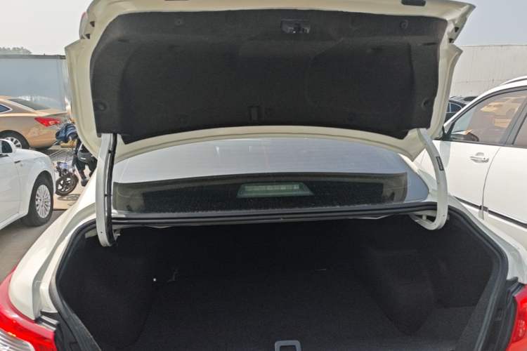 Used Nissan Teana 2018 2.0L XL Smart Upgrade Edition Trunk
