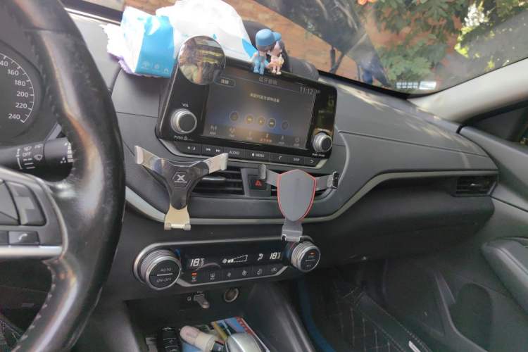 Used Nissan Teana 2019 2.0L XL Comfort Edition Audio And AC Panel