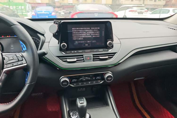 Used Nissan Teana 2019 2.0T XL Upper Smart Enjoyment Version Audio And AC Panel
