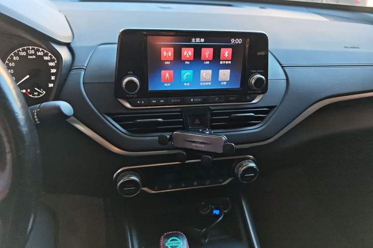 Used Nissan Teana 2019 2.0L XL Comfort Edition Audio And AC Panel
