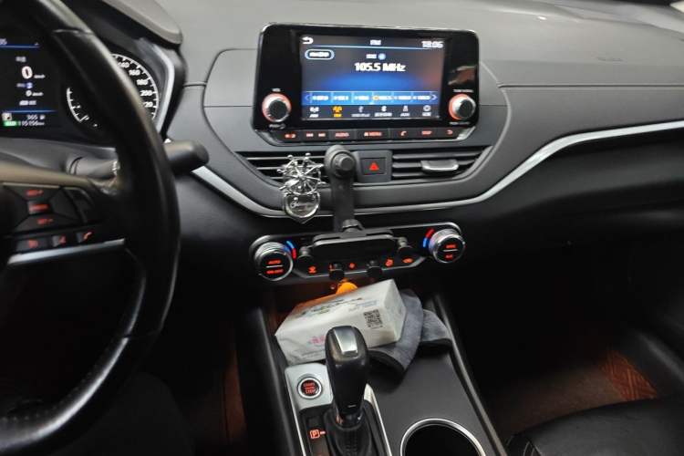 Used Nissan Teana 2019 2.0L XL Comfort Edition Audio And AC Panel