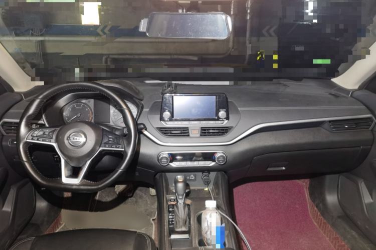 Used Nissan Teana 2019 2.0L XL Comfort Edition Center Console