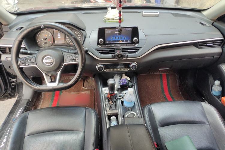 Used Nissan Teana 2019 2.0L XL Comfort Edition Center Console