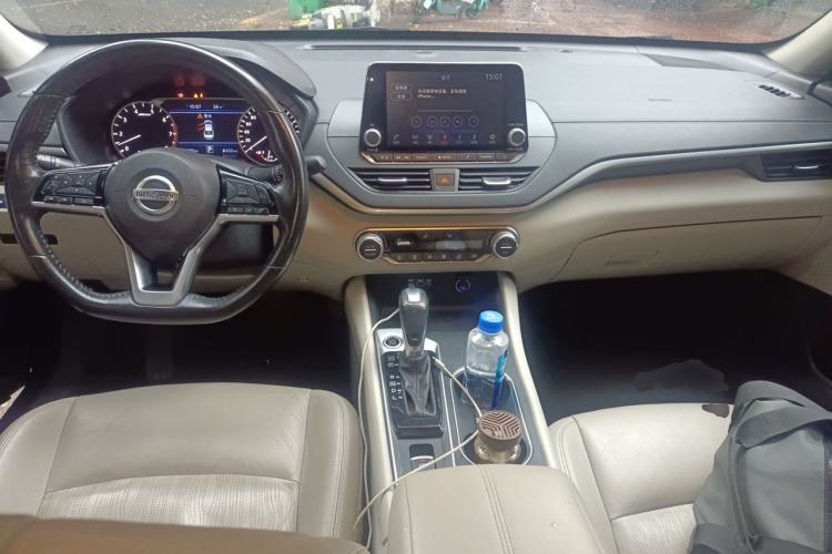 Used Nissan Teana 2019 2.0L XL Upper SmartDrive Version Center Console