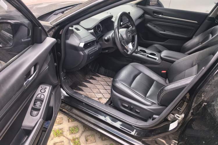 Used Nissan Teana 2019 2.0L XL Comfort Edition Driver Seat