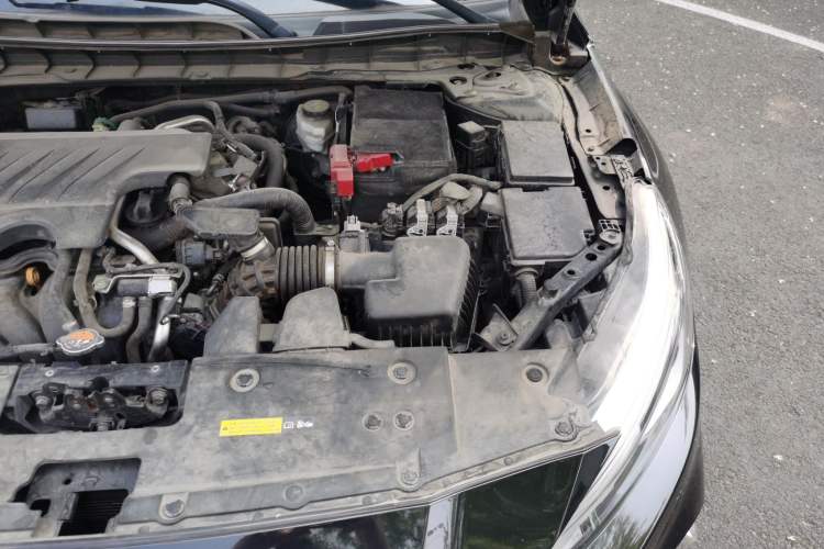 Used Nissan Teana 2019 2.0L XL Comfort Edition Engine Bay Left