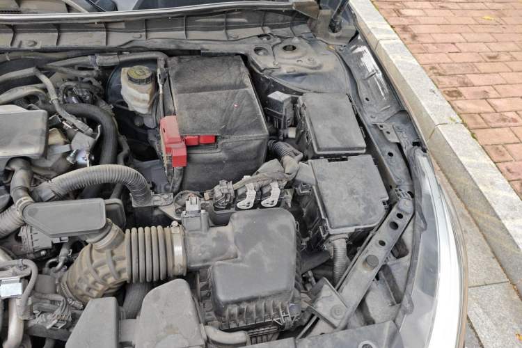 Used Nissan Teana 2019 2.0L XL Comfort Edition Engine Bay Left