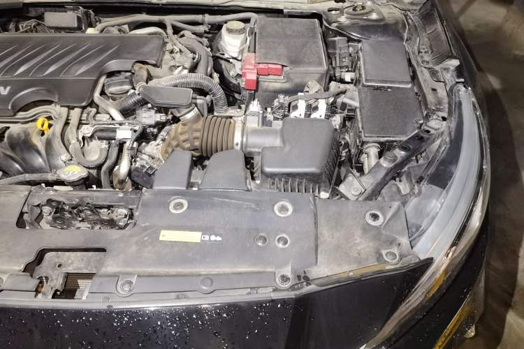 Used Nissan Teana 2019 2.0L XL Comfort Edition Engine Bay Left