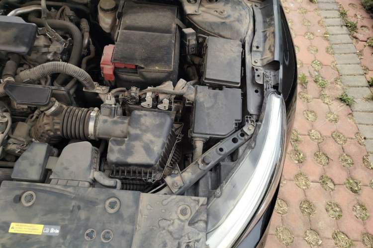Used Nissan Teana 2019 2.0L XL Comfort Edition Engine Bay Left