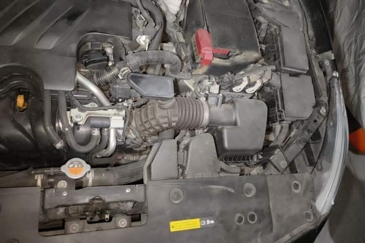 Used Nissan Teana 2019 2.0L XL Comfort Edition Engine Bay Left